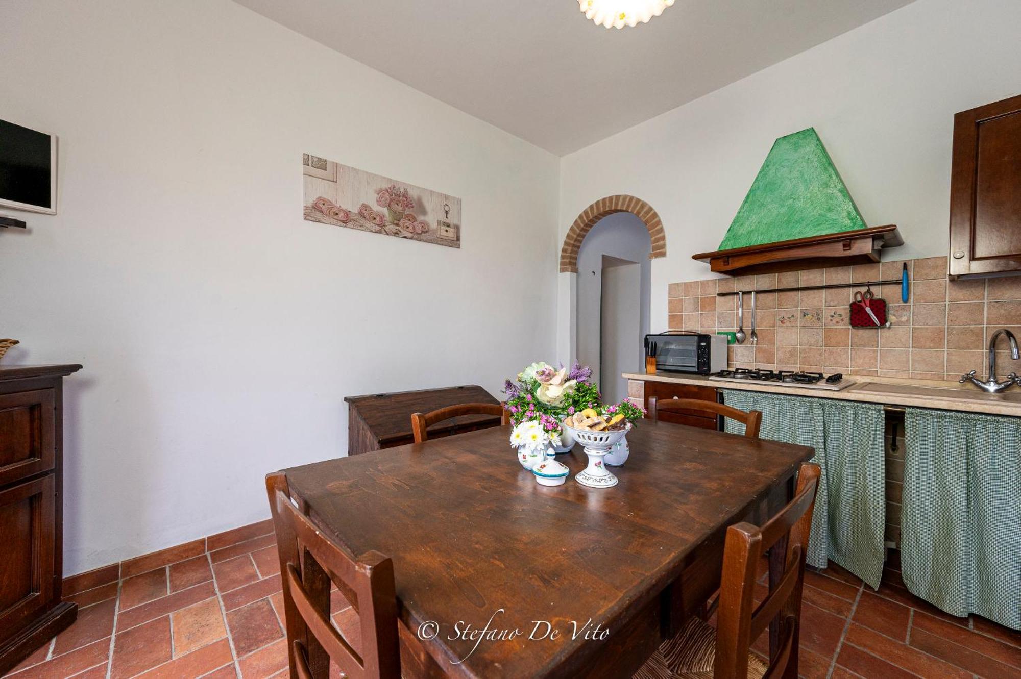 הוילה סרטאנו Il Borgo Del Lupo מראה חיצוני תמונה