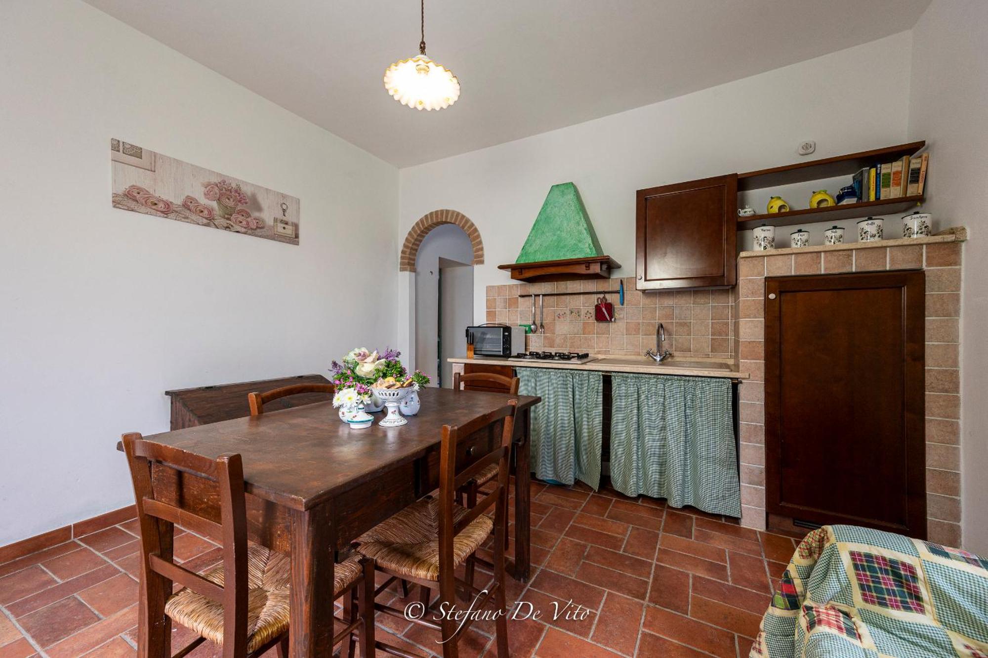 הוילה סרטאנו Il Borgo Del Lupo מראה חיצוני תמונה